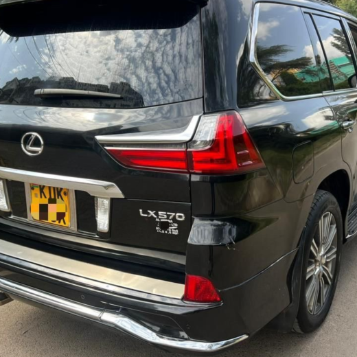 Lexus LX570 2018